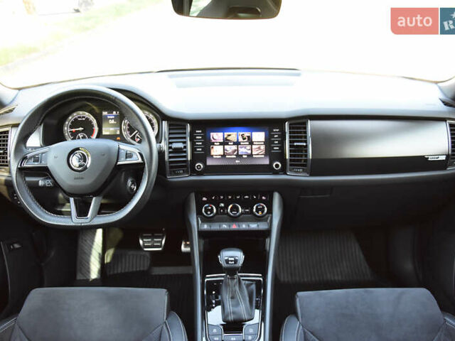 Серый Шкода Kodiaq, объемом двигателя 2 л и пробегом 140 тыс. км за 33900 $, фото 33 на Automoto.ua