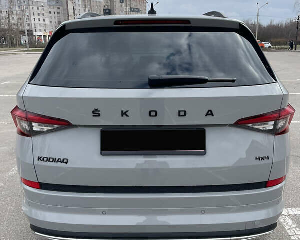 Сірий Шкода Kodiaq, об'ємом двигуна 2 л та пробігом 164 тис. км за 35800 $, фото 13 на Automoto.ua