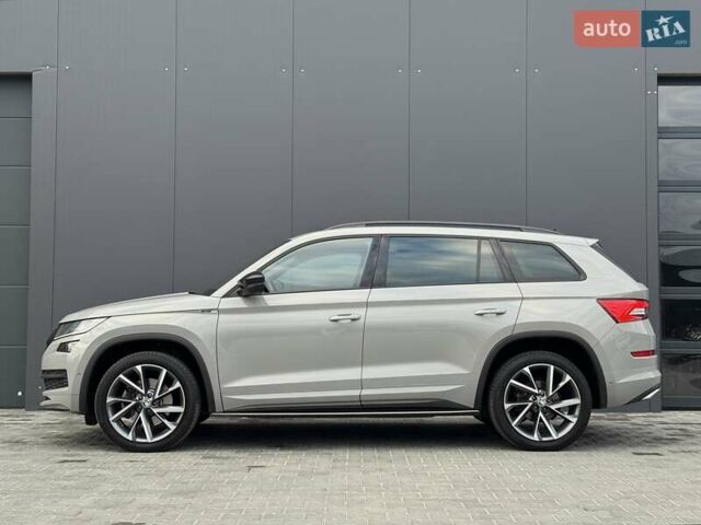 Шкода Kodiaq 2020 в Луцке на Automoto.ua Серый Шкода Kodiaq, объемом двигателя 1.97 л и пробегом 175 тыс. км за 37107 $, фото 7 на Automoto.ua