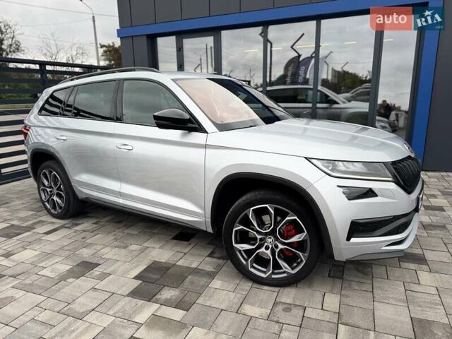Серый Шкода Kodiaq, объемом двигателя 2 л и пробегом 145 тыс. км за 37900 $, фото 6 на Automoto.ua