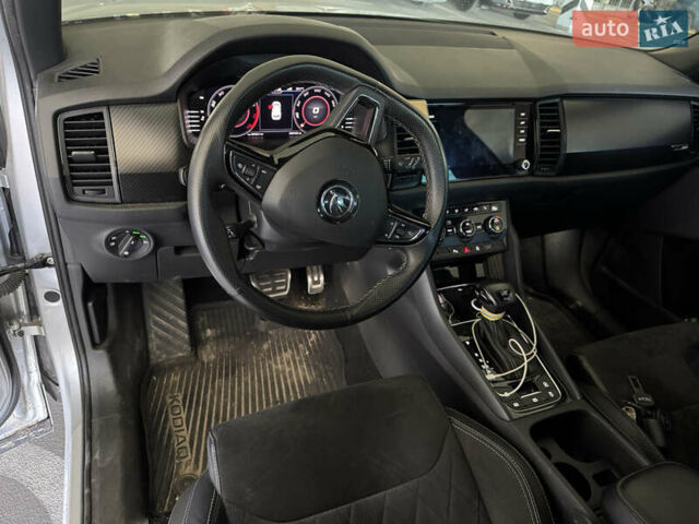 Серый Шкода Kodiaq, объемом двигателя 1.98 л и пробегом 208 тыс. км за 28500 $, фото 3 на Automoto.ua