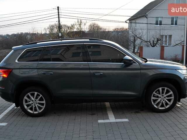 Сірий Шкода Kodiaq, об'ємом двигуна 1.98 л та пробігом 315 тис. км за 24985 $, фото 13 на Automoto.ua