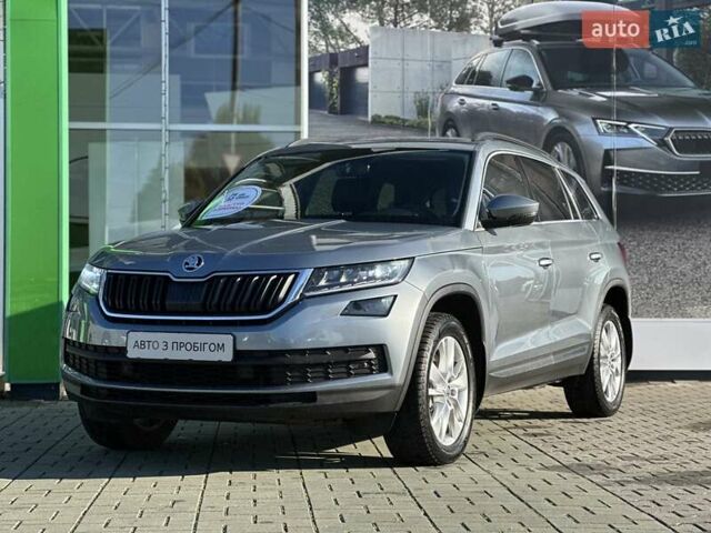 Серый Шкода Kodiaq, объемом двигателя 1.97 л и пробегом 93 тыс. км за 31387 $, фото 2 на Automoto.ua