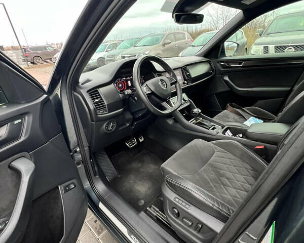 Серый Шкода Kodiaq, объемом двигателя 1.97 л и пробегом 17 тыс. км за 33000 $, фото 6 на Automoto.ua