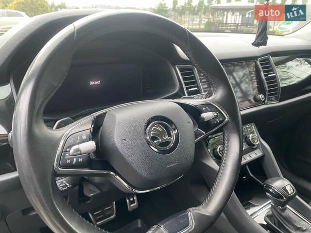 Серый Шкода Kodiaq, объемом двигателя 2 л и пробегом 208 тыс. км за 30300 $, фото 12 на Automoto.ua