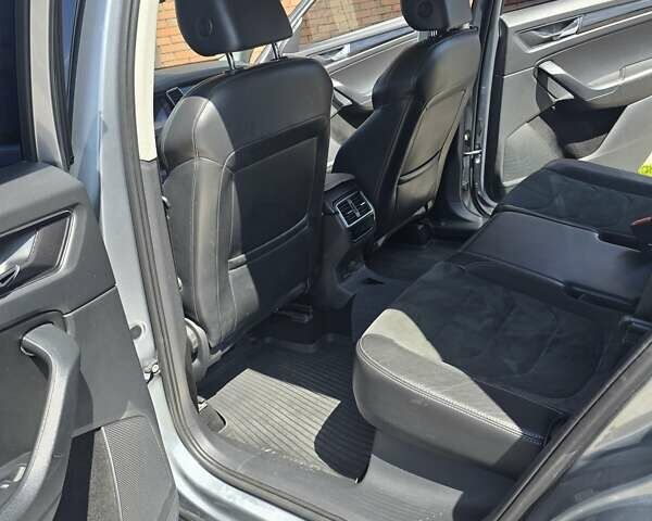 Сірий Шкода Kodiaq, об'ємом двигуна 1.4 л та пробігом 176 тис. км за 33000 $, фото 2 на Automoto.ua