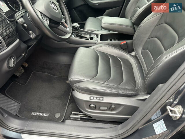 Шкода Kodiaq 2020 у Києві на Automoto.ua Сірий Шкода Kodiaq, об'ємом двигуна 2 л та пробігом 140 тис. км за 33800 $, фото 8 на Automoto.ua