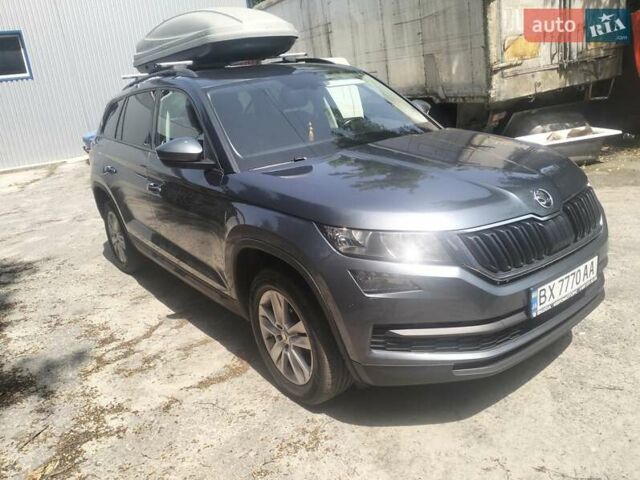 Серый Шкода Kodiaq, объемом двигателя 1.97 л и пробегом 195 тыс. км за 28300 $, фото 2 на Automoto.ua
