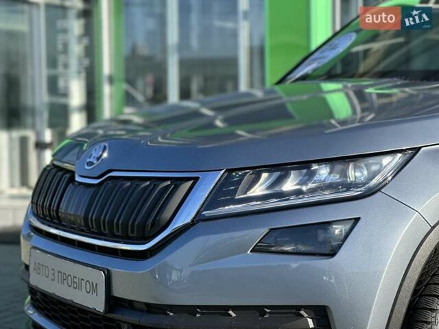 Серый Шкода Kodiaq, объемом двигателя 1.97 л и пробегом 93 тыс. км за 31387 $, фото 3 на Automoto.ua