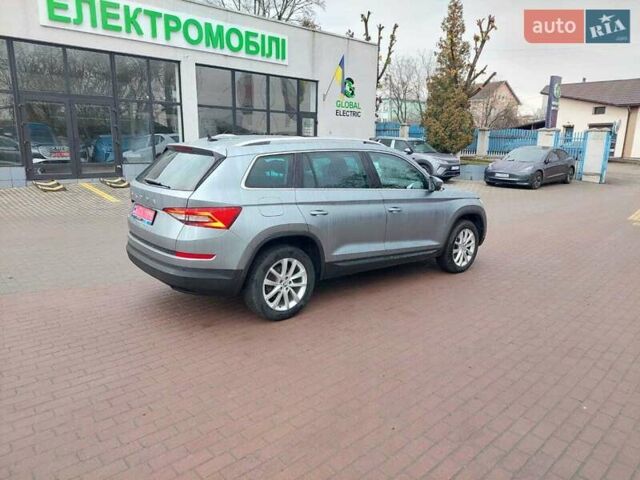 Сірий Шкода Kodiaq, об'ємом двигуна 1.98 л та пробігом 291 тис. км за 25500 $, фото 5 на Automoto.ua
