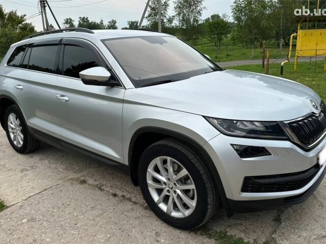 Серый Шкода Kodiaq, объемом двигателя 0 л и пробегом 33 тыс. км за 34000 $, фото 1 на Automoto.ua