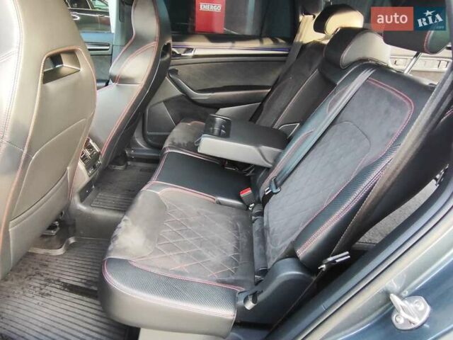 Серый Шкода Kodiaq, объемом двигателя 1.97 л и пробегом 117 тыс. км за 37900 $, фото 69 на Automoto.ua