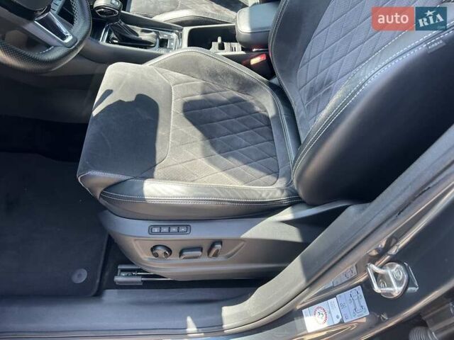 Серый Шкода Kodiaq, объемом двигателя 1.97 л и пробегом 218 тыс. км за 32900 $, фото 13 на Automoto.ua