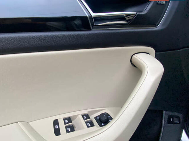 Серый Шкода Kodiaq, объемом двигателя 2 л и пробегом 144 тыс. км за 32500 $, фото 22 на Automoto.ua