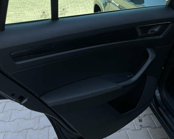 Серый Шкода Kodiaq, объемом двигателя 1.97 л и пробегом 222 тыс. км за 28000 $, фото 19 на Automoto.ua