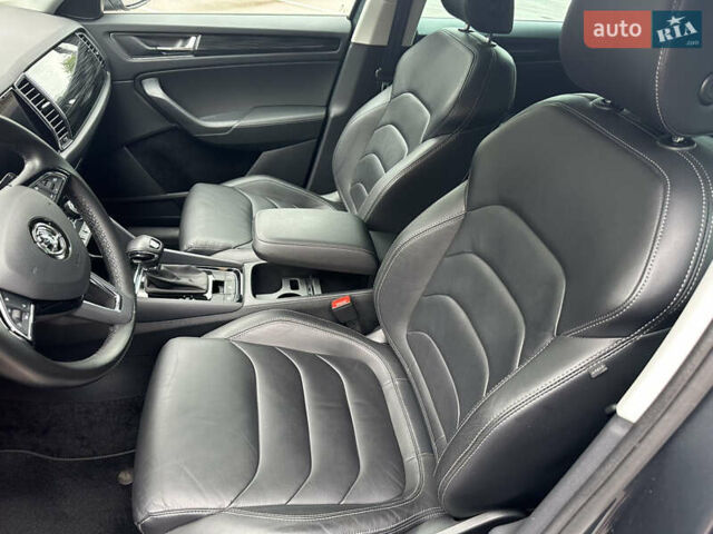 Шкода Kodiaq 2020 у Києві на Automoto.ua Сірий Шкода Kodiaq, об'ємом двигуна 2 л та пробігом 140 тис. км за 33800 $, фото 7 на Automoto.ua