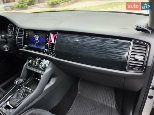 Серый Шкода Kodiaq, объемом двигателя 1.98 л и пробегом 129 тыс. км за 28500 $, фото 8 на Automoto.ua