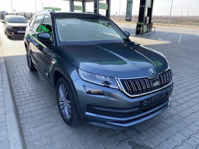 Серый Шкода Kodiaq, объемом двигателя 0 л и пробегом 104 тыс. км за 36499 $, фото 5 на Automoto.ua