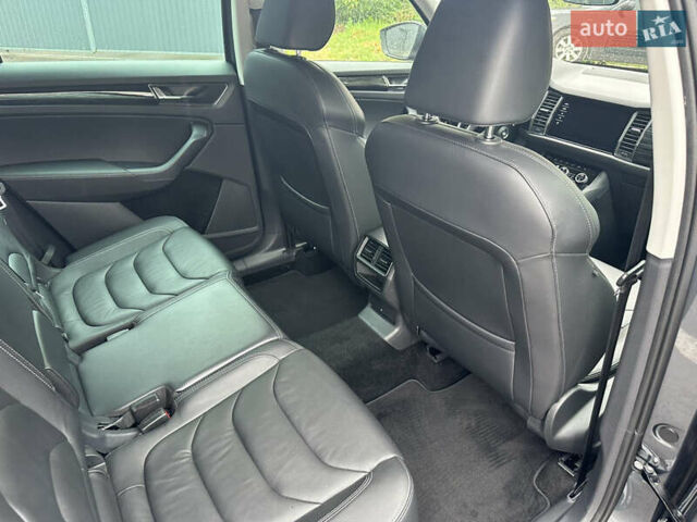 Шкода Kodiaq 2020 у Києві на Automoto.ua Сірий Шкода Kodiaq, об'ємом двигуна 2 л та пробігом 140 тис. км за 33800 $, фото 17 на Automoto.ua