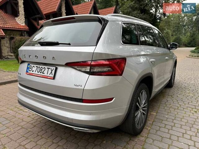 Серый Шкода Kodiaq, объемом двигателя 1.97 л и пробегом 204 тыс. км за 32000 $, фото 4 на Automoto.ua