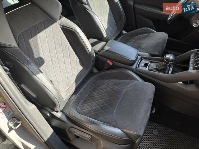 Шкода Kodiaq 2020 у Києві на Automoto.ua Сірий Шкода Kodiaq, об'ємом двигуна 2 л та пробігом 255 тис. км за 25999 $, фото 21 на Automoto.ua