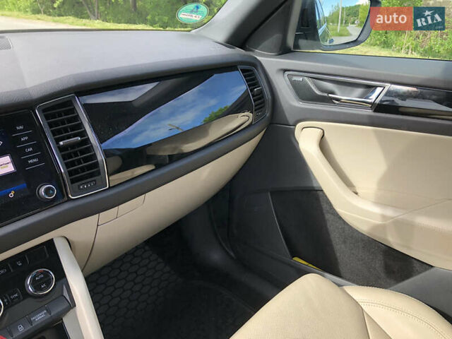 Серый Шкода Kodiaq, объемом двигателя 1.97 л и пробегом 225 тыс. км за 33500 $, фото 57 на Automoto.ua