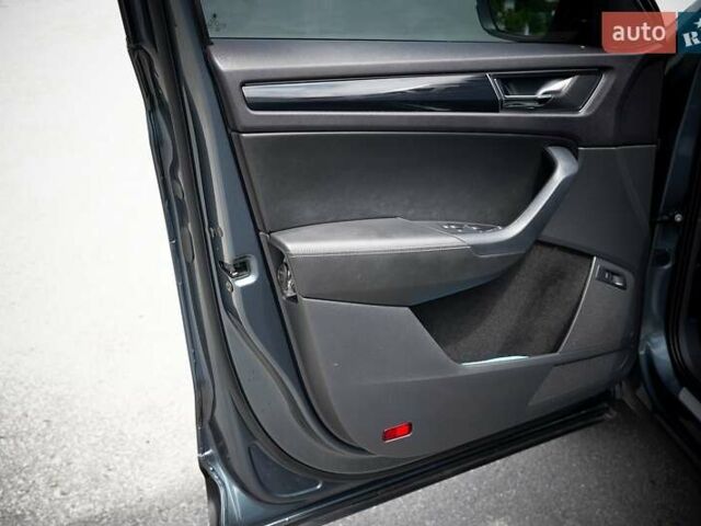 Серый Шкода Kodiaq, объемом двигателя 1.98 л и пробегом 58 тыс. км за 30500 $, фото 22 на Automoto.ua