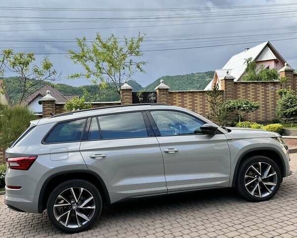 Серый Шкода Kodiaq, объемом двигателя 1.97 л и пробегом 177 тыс. км за 35800 $, фото 38 на Automoto.ua