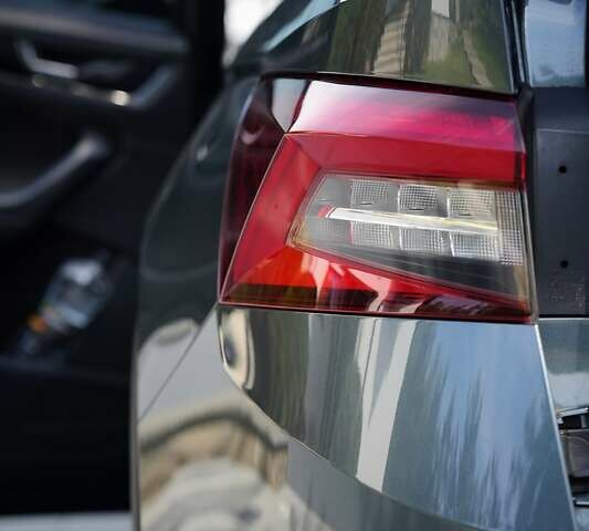 Сірий Шкода Kodiaq, об'ємом двигуна 1.98 л та пробігом 79 тис. км за 29900 $, фото 39 на Automoto.ua