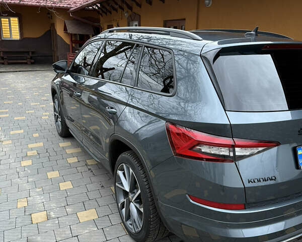 Сірий Шкода Kodiaq, об'ємом двигуна 1.97 л та пробігом 150 тис. км за 35350 $, фото 4 на Automoto.ua