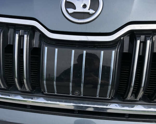 Серый Шкода Kodiaq, объемом двигателя 1.97 л и пробегом 225 тыс. км за 33500 $, фото 16 на Automoto.ua