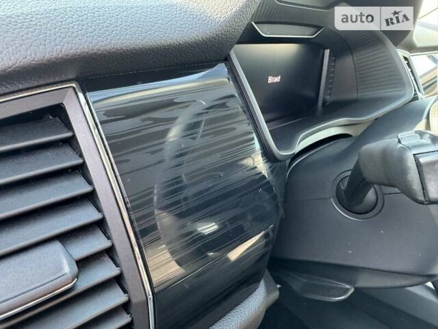 Серый Шкода Kodiaq, объемом двигателя 2 л и пробегом 135 тыс. км за 26900 $, фото 11 на Automoto.ua