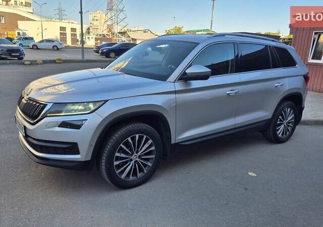 Серый Шкода Kodiaq, объемом двигателя 1.97 л и пробегом 136 тыс. км за 28500 $, фото 6 на Automoto.ua