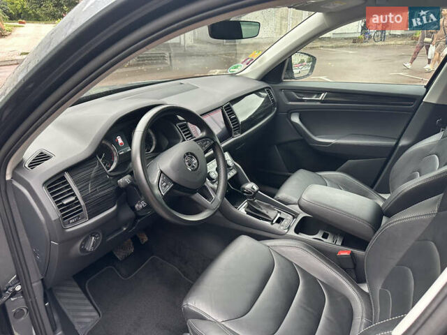 Шкода Kodiaq 2020 у Києві на Automoto.ua Сірий Шкода Kodiaq, об'ємом двигуна 2 л та пробігом 140 тис. км за 33800 $, фото 5 на Automoto.ua
