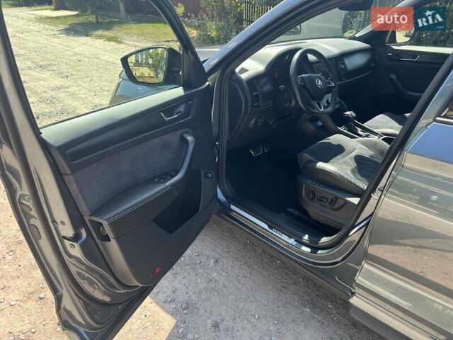 Серый Шкода Kodiaq, объемом двигателя 1.97 л и пробегом 218 тыс. км за 32900 $, фото 9 на Automoto.ua