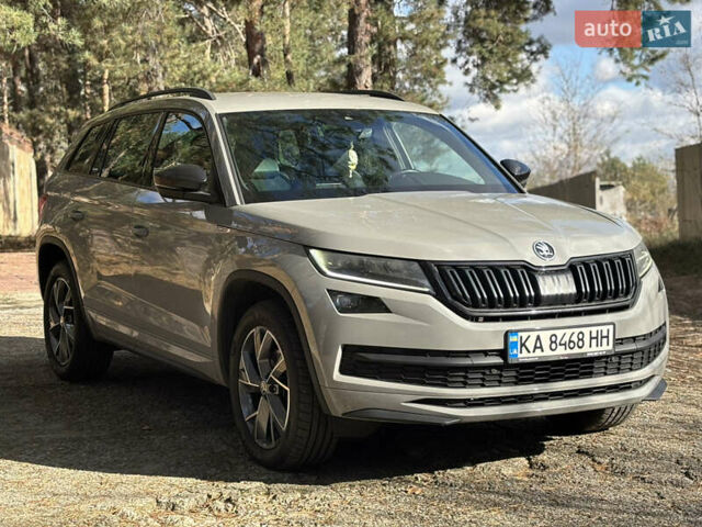 Шкода Kodiaq 2020 у Києві на Automoto.ua Сірий Шкода Kodiaq, об'ємом двигуна 2 л та пробігом 255 тис. км за 25999 $, фото 2 на Automoto.ua