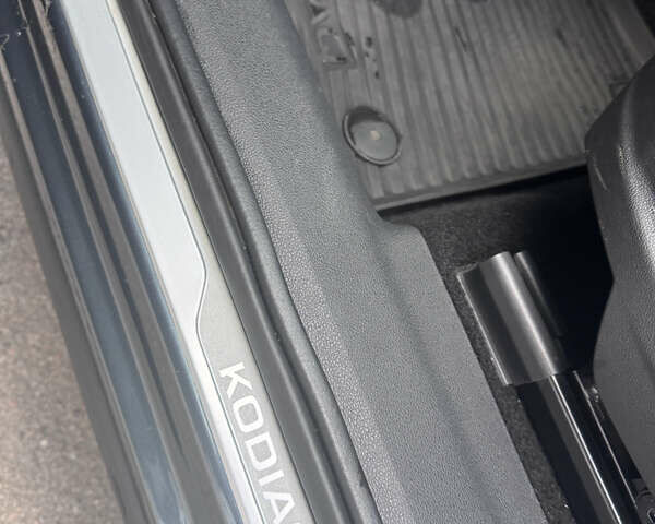 Шкода Kodiaq 2020 у Рівному на Automoto.ua Сірий Шкода Kodiaq, об'ємом двигуна 1.97 л та пробігом 78 тис. км за 32200 $, фото 27 на Automoto.ua