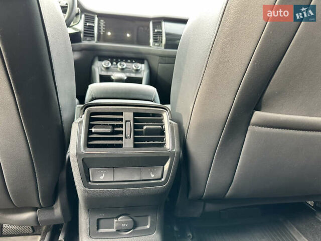 Серый Шкода Kodiaq, объемом двигателя 2 л и пробегом 69 тыс. км за 33500 $, фото 31 на Automoto.ua
