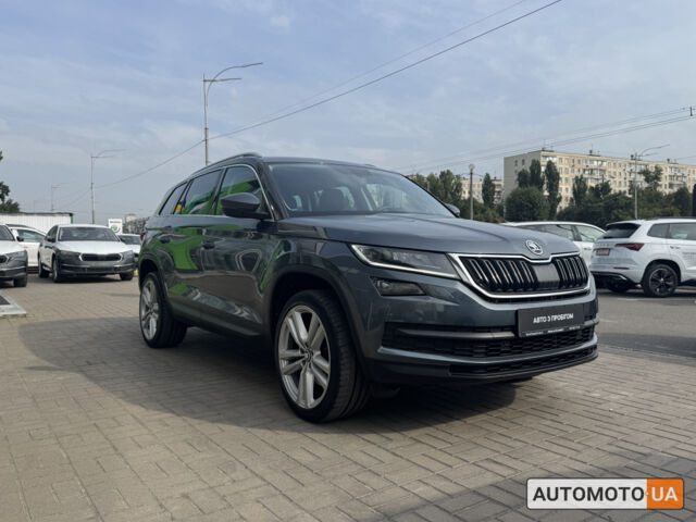 Шкода Kodiaq 2020 в Киеве на Automoto.ua Серый Шкода Kodiaq, объемом двигателя 2 л и пробегом 92 тыс. км за 28500 $, фото 19 на Automoto.ua