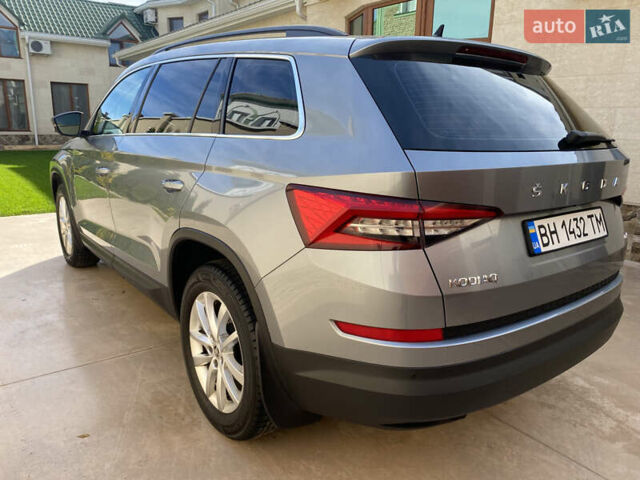 Серый Шкода Kodiaq, объемом двигателя 1.98 л и пробегом 209 тыс. км за 25200 $, фото 18 на Automoto.ua