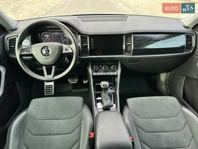 Серый Шкода Kodiaq, объемом двигателя 2 л и пробегом 69 тыс. км за 33500 $, фото 15 на Automoto.ua