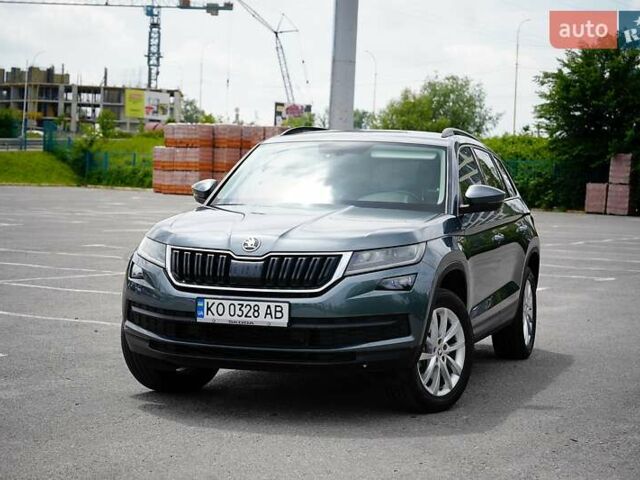 Серый Шкода Kodiaq, объемом двигателя 1.98 л и пробегом 58 тыс. км за 30500 $, фото 1 на Automoto.ua
