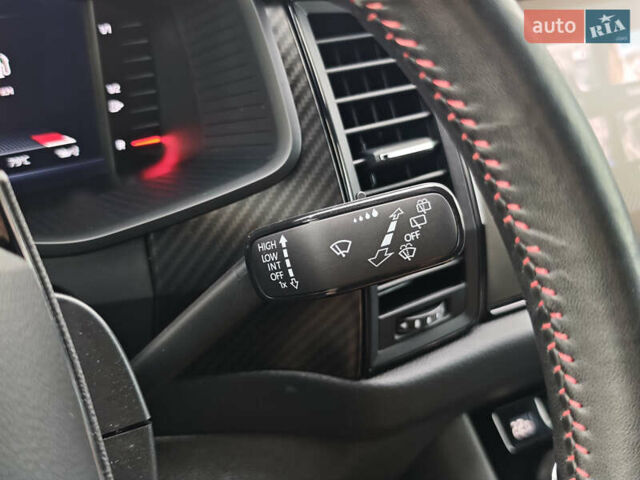 Серый Шкода Kodiaq, объемом двигателя 2 л и пробегом 188 тыс. км за 35499 $, фото 35 на Automoto.ua