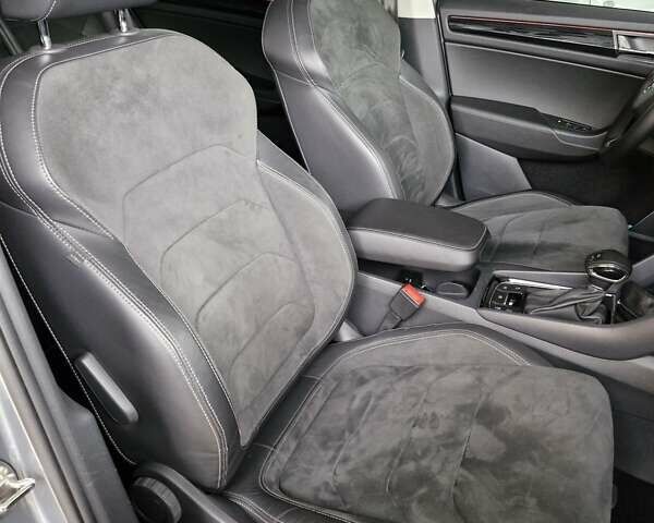 Шкода Kodiaq 2020 в Кривом Роге на Automoto.ua Серый Шкода Kodiaq, объемом двигателя 0 л и пробегом 66 тыс. км за 35000 $, фото 37 на Automoto.ua