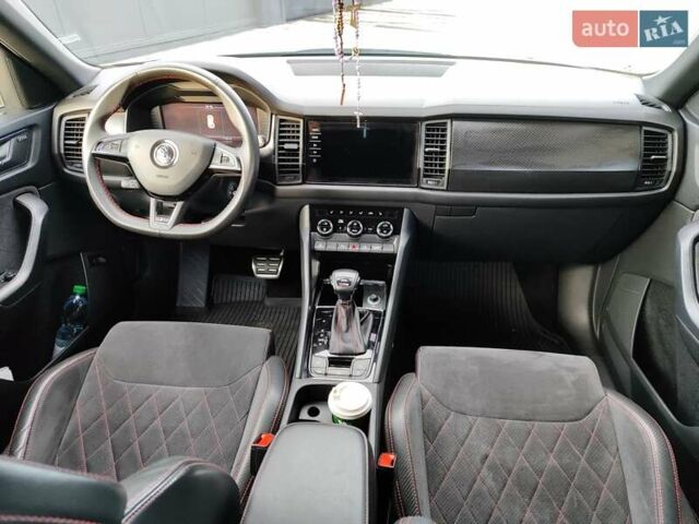 Серый Шкода Kodiaq, объемом двигателя 1.97 л и пробегом 117 тыс. км за 37900 $, фото 73 на Automoto.ua