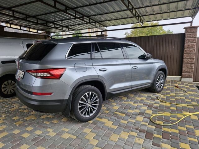 Шкода Kodiaq 2020 в Кривом Роге на Automoto.ua Серый Шкода Kodiaq, объемом двигателя 2 л и пробегом 65 тыс. км за 34000 $, фото 7 на Automoto.ua