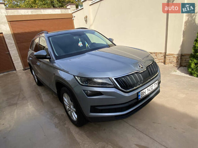 Серый Шкода Kodiaq, объемом двигателя 1.98 л и пробегом 209 тыс. км за 25200 $, фото 10 на Automoto.ua
