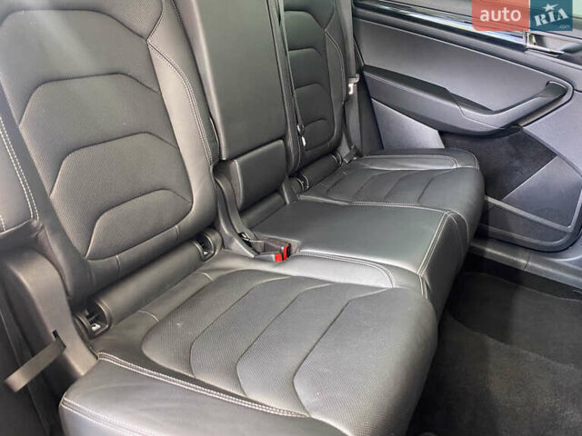 Серый Шкода Kodiaq, объемом двигателя 1.97 л и пробегом 179 тыс. км за 29950 $, фото 12 на Automoto.ua