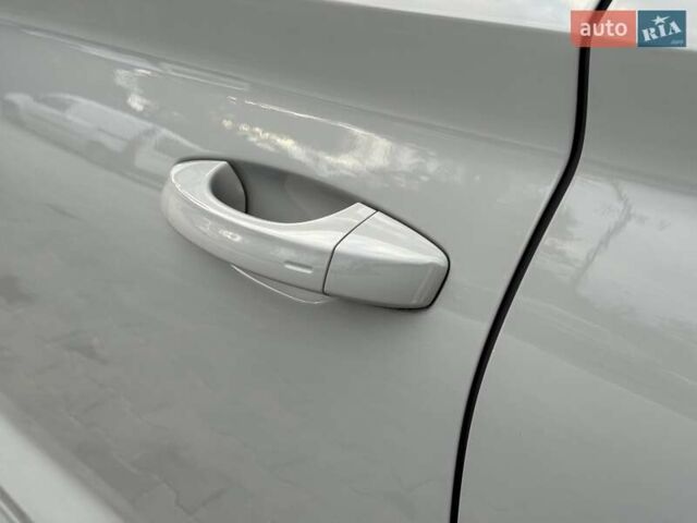 Шкода Kodiaq 2020 в Луцке на Automoto.ua Серый Шкода Kodiaq, объемом двигателя 1.97 л и пробегом 175 тыс. км за 37107 $, фото 16 на Automoto.ua