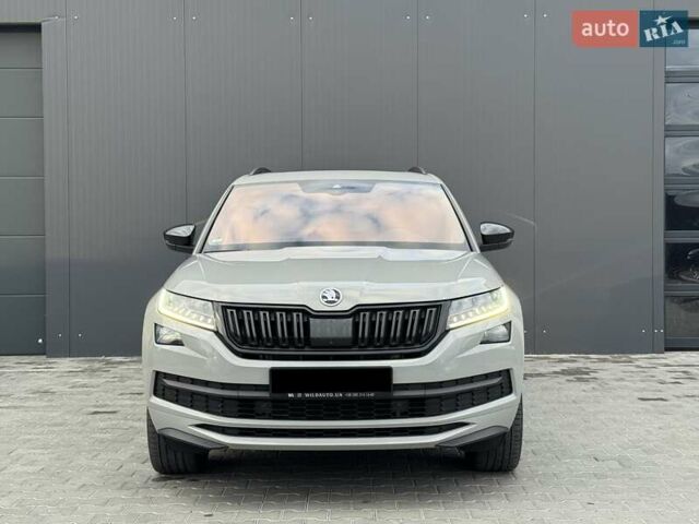 Шкода Kodiaq 2020 в Луцке на Automoto.ua Серый Шкода Kodiaq, объемом двигателя 1.97 л и пробегом 175 тыс. км за 37107 $, фото 1 на Automoto.ua